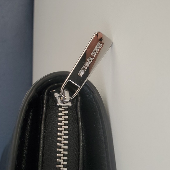 Michael Kors Jet Set Large Ombré Signature Logo Crossbody – NWT - Picture 7 of 16